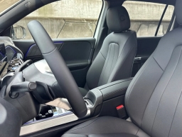 Mercedes-Benz GLB GLB 250 SUV 2026