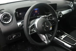 Mercedes-Benz GLB GLB 250 SUV 2026