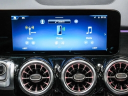 Mercedes-Benz GLB GLB 250 SUV 2026