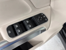 Mercedes-Benz GLB GLB 250 SUV 2026