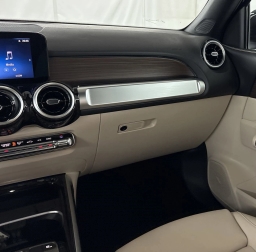 Mercedes-Benz GLB GLB 250 SUV 2026