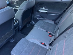 Mercedes-Benz GLB GLB 250 SUV 2026
