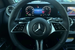 Mercedes-Benz GLB GLB 250 SUV 2026