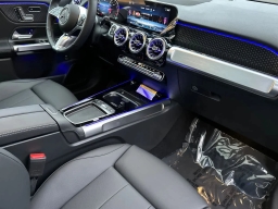 Mercedes-Benz GLB GLB 250 SUV 2026