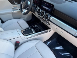 Mercedes-Benz GLB GLB 250 SUV 2026