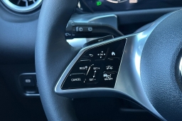 Mercedes-Benz GLB GLB 250 SUV 2026