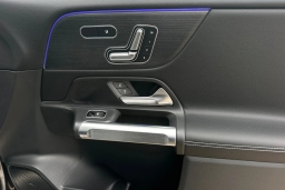 Mercedes-Benz GLB GLB 250 SUV 2026