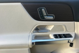 Mercedes-Benz GLB GLB 250 SUV 2026