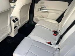 Mercedes-Benz GLB GLB 250 SUV 2026