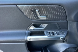 Mercedes-Benz GLB GLB 250 SUV 2026