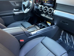 Mercedes-Benz GLB GLB 250 SUV 2026