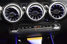 Mercedes-Benz GLB GLB 250 SUV 2026