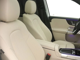 Mercedes-Benz GLB GLB 250 4MATIC SUV 2026