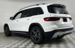 Mercedes-Benz GLB GLB 250 4MATIC SUV 2026