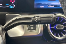 Mercedes-Benz GLB GLB 250 4MATIC SUV 2026