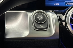 Mercedes-Benz GLB GLB 250 4MATIC SUV 2026