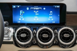 Mercedes-Benz GLB GLB 250 4MATIC SUV 2026