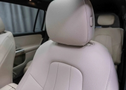 Mercedes-Benz GLB GLB 250 4MATIC SUV 2026