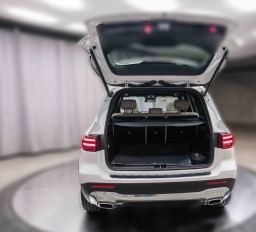 Mercedes-Benz GLB GLB 250 4MATIC SUV 2026