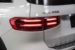 Mercedes-Benz GLB GLB 250 4MATIC SUV 2026