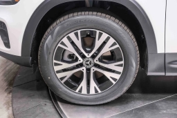 Mercedes-Benz GLB GLB 250 4MATIC SUV 2026