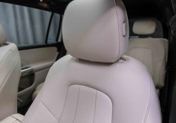 Mercedes-Benz GLB GLB 250 4MATIC SUV 2026