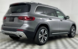 Mercedes-Benz GLB GLB 250 4MATIC SUV 2026