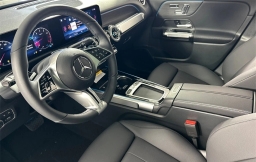 Mercedes-Benz GLB GLB 250 4MATIC SUV 2026