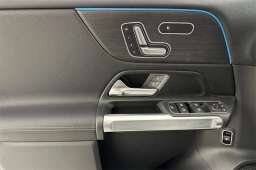 Mercedes-Benz GLB GLB 250 4MATIC SUV 2026