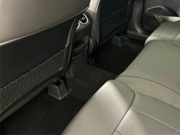 Mercedes-Benz GLB GLB 250 4MATIC SUV 2026