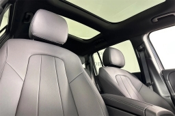 Mercedes-Benz GLB GLB 250 4MATIC SUV 2026