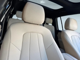 Mercedes-Benz GLB GLB 250 4MATIC SUV 2026