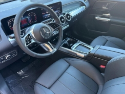Mercedes-Benz GLB GLB 250 4MATIC SUV 2026