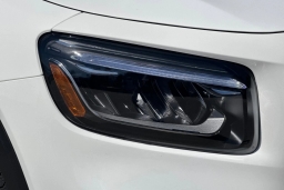 Mercedes-Benz GLB GLB 250 4MATIC SUV 2026