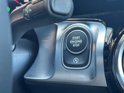 Mercedes-Benz GLB GLB 250 4MATIC SUV 2026