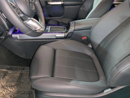 Mercedes-Benz GLB GLB 250 4MATIC SUV 2025