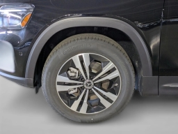 Mercedes-Benz GLB GLB 250 4MATIC SUV 2025