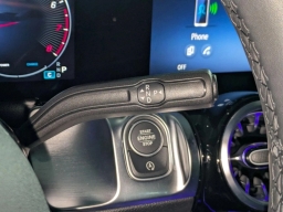 Mercedes-Benz GLB GLB 250 4MATIC SUV 2025