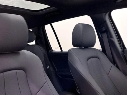 Mercedes-Benz GLB GLB 250 4MATIC SUV 2026