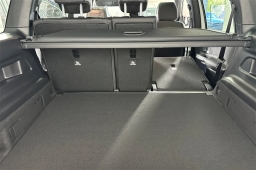 Mercedes-Benz GLB GLB 250 4MATIC SUV 2026