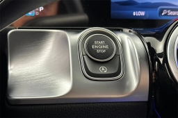 Mercedes-Benz GLB GLB 250 4MATIC SUV 2026