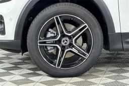 Mercedes-Benz GLB GLB 250 4MATIC SUV 2026