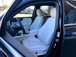 Mercedes-Benz GLB GLB 250 4MATIC SUV 2026