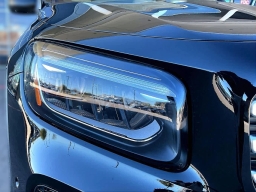 Mercedes-Benz GLB GLB 250 4MATIC SUV 2026