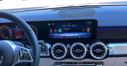 Mercedes-Benz GLB GLB 250 4MATIC SUV 2026