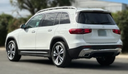 Mercedes-Benz GLB GLB 250 4MATIC SUV 2025