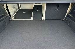 Mercedes-Benz GLB GLB 250 4MATIC SUV 2025