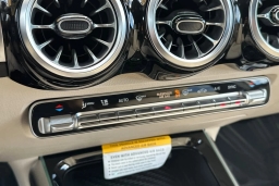 Mercedes-Benz GLB GLB 250 4MATIC SUV 2025