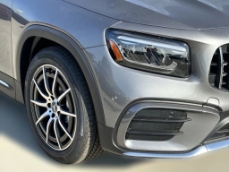 Mercedes-Benz GLB AMG GLB 35 4MATIC SUV 2025