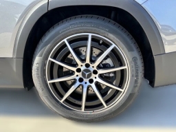 Mercedes-Benz GLB AMG GLB 35 4MATIC SUV 2025